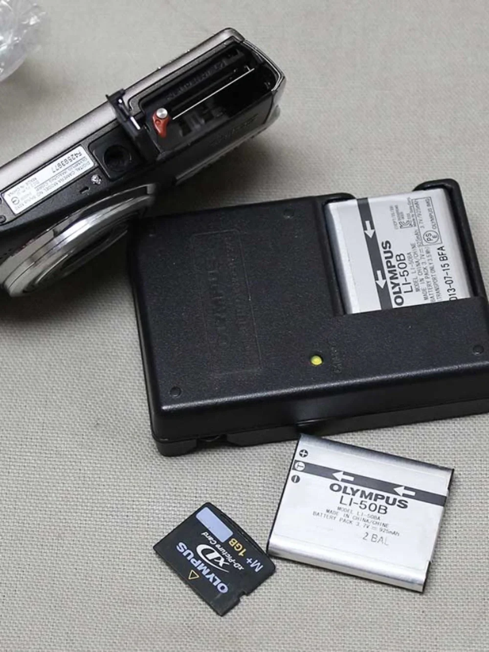Olympus Stylus 1010 10.1MP Digital Camera Black 7x Zoom Tested